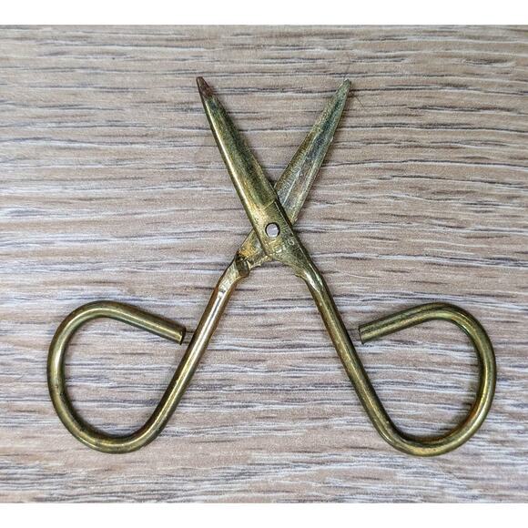 Vintage Black Leather Mini Zippered Round Sewing Kit Embroidered Floral  3" - Picture 11 of 12